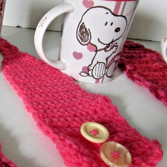 Pink Coffee Mug Cover Keep It Hot Cozy Cup Sleeve Crochet Cozi Tea Drink NWT - Picture 3 of 6